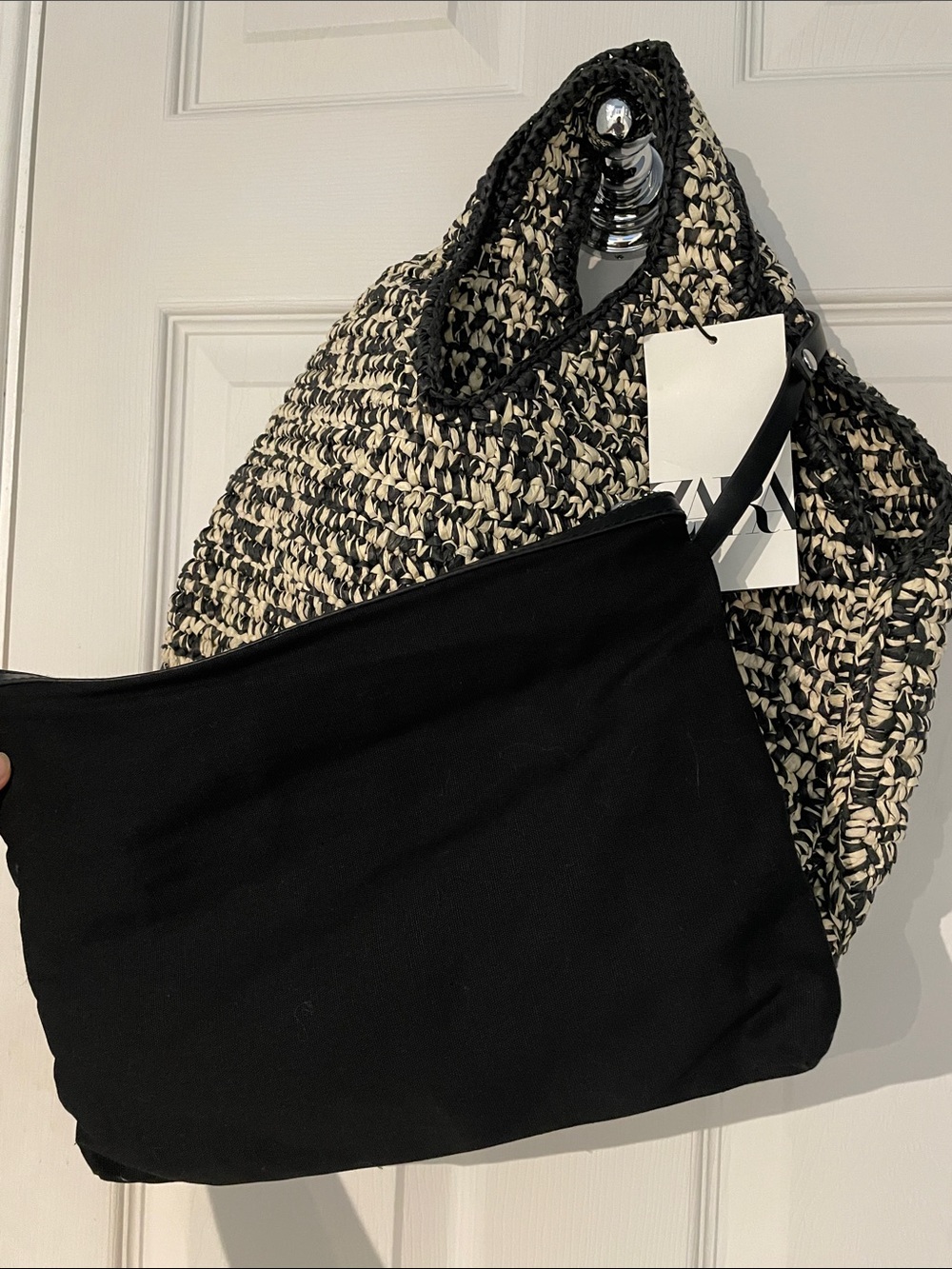ZARA Woven Black and Cream Crochet Tote Bag - Picture 6 of 7